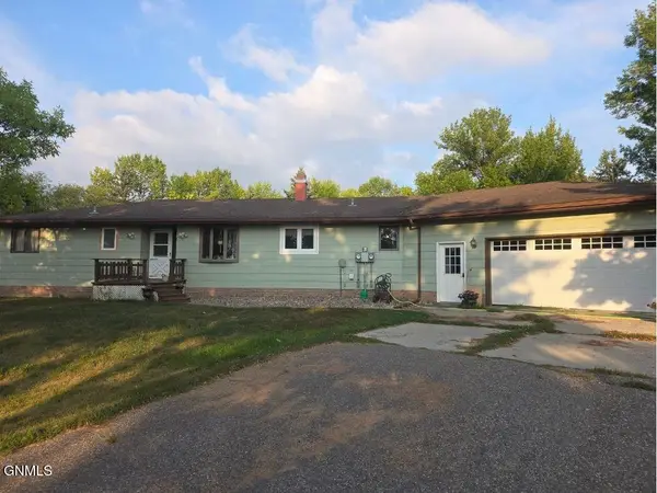10118 Highway 13 Highway, LaMoure, ND 58458
