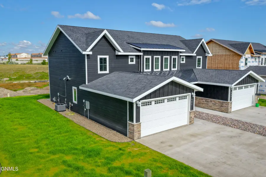 507 46th Street E, Williston, ND 58801 - #2