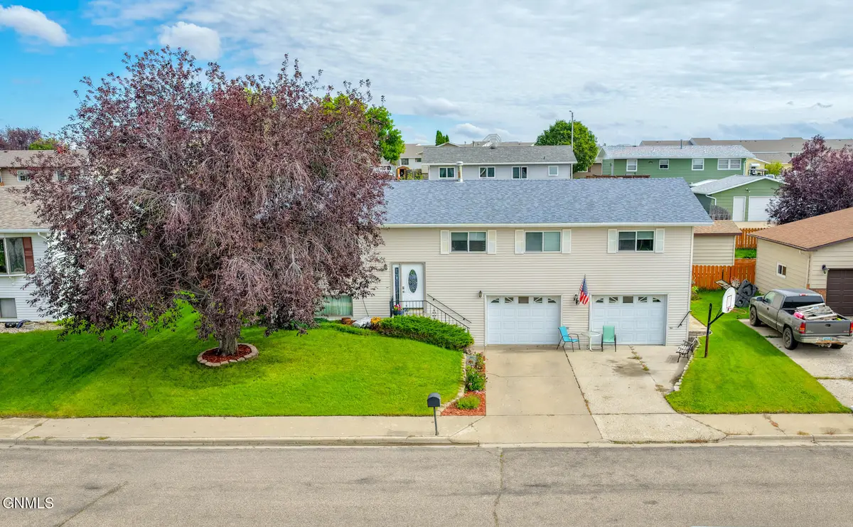 2026 8th Avenue E, Williston, ND 58801 - #1