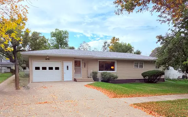 508 1st Street Se, Crosby, ND 58730