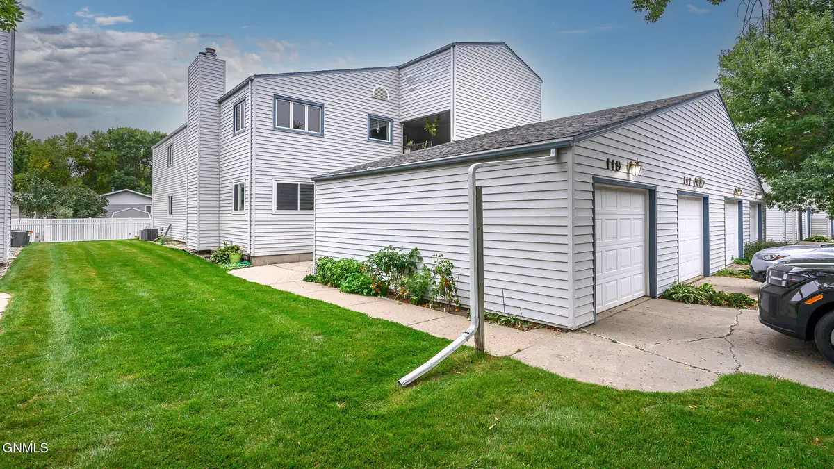 117 Boise Avenue, Bismarck, ND 58504 - #1
