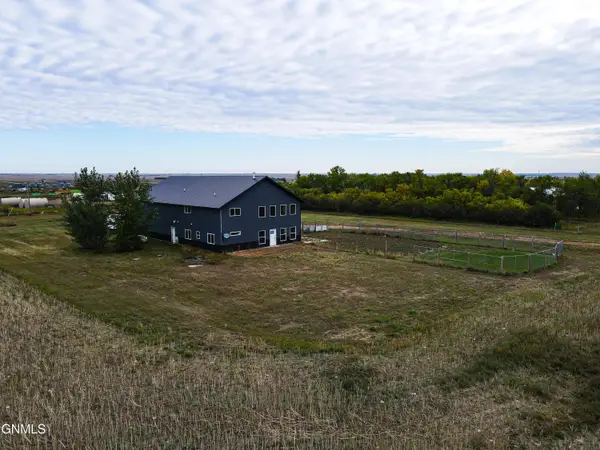 15112 53rd Street Nw, Williston, ND 58801