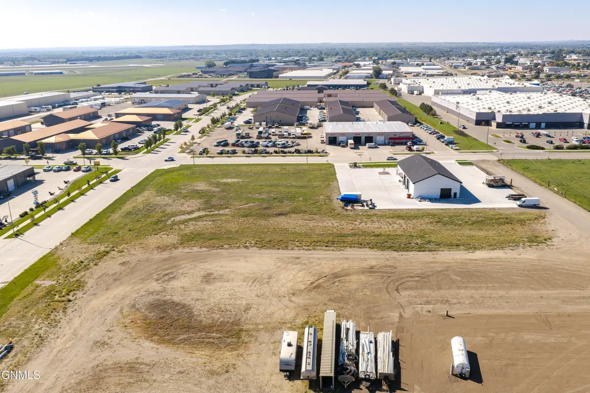 3102 Morrison Avenue, Bismarck, ND 58504 - #1