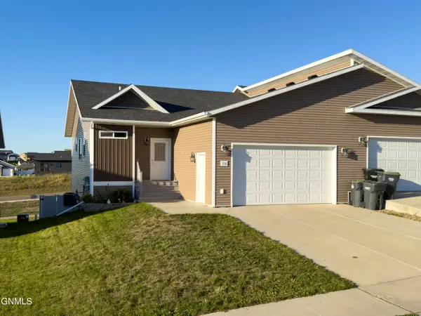 306 Lena Court Se, Mandan, ND 58554