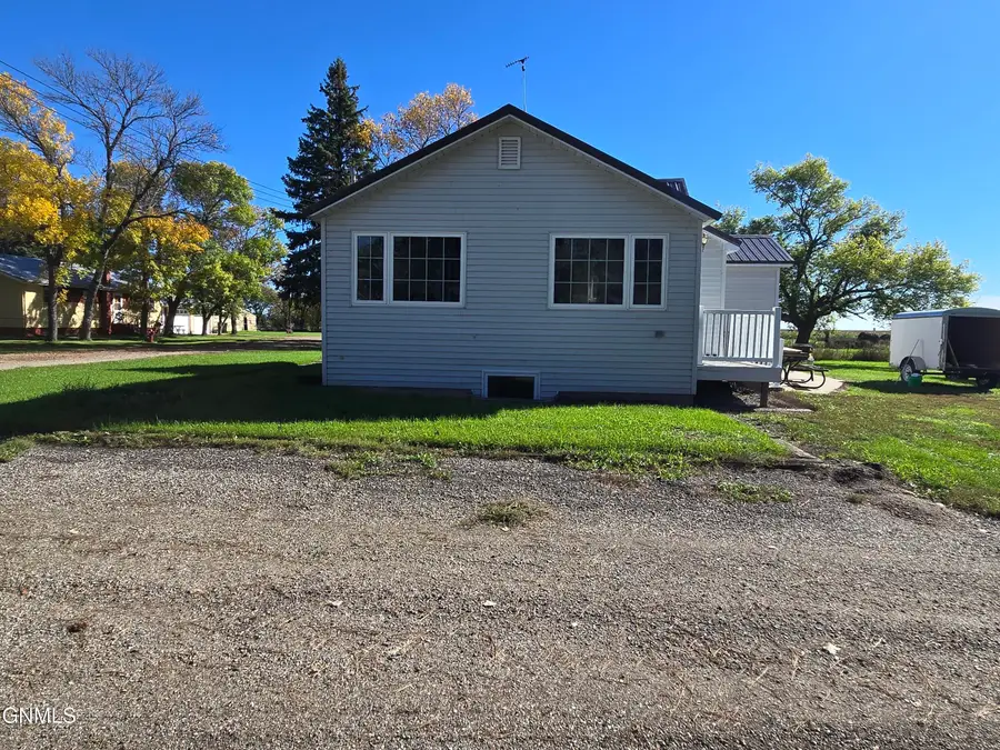 206 3rd Street, Zeeland, ND 58581 - #3