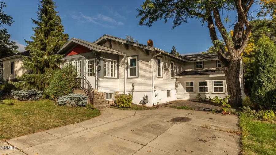 420 W Thayer Avenue, Bismarck, ND 58501 - #2