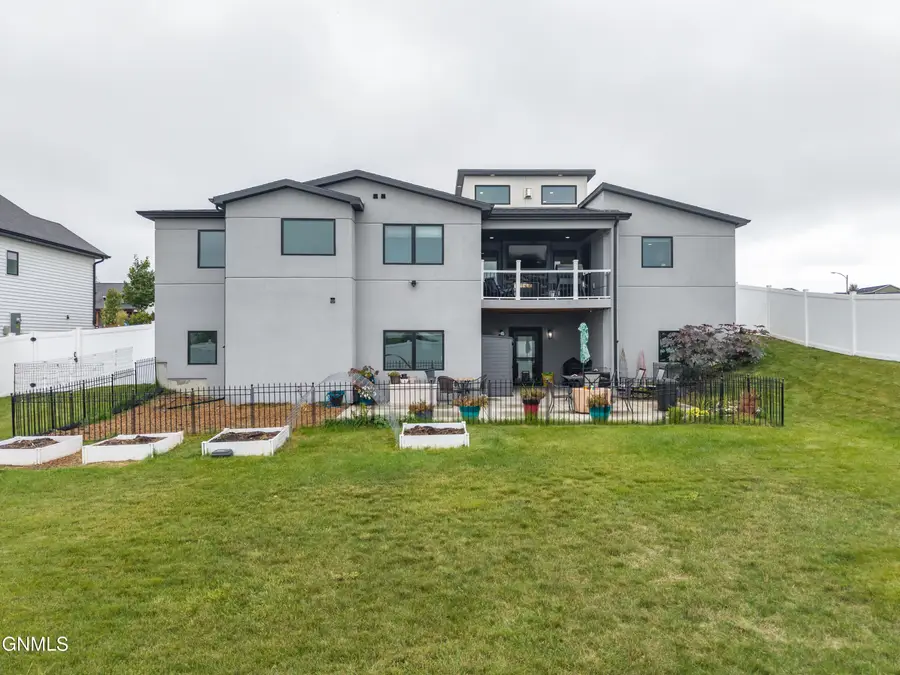 605 Shale Drive, Bismarck, ND 58503 - #3