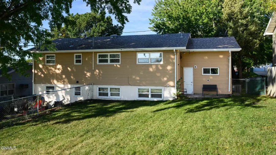 1717 15th Street, Bismarck, ND 58501 - #3