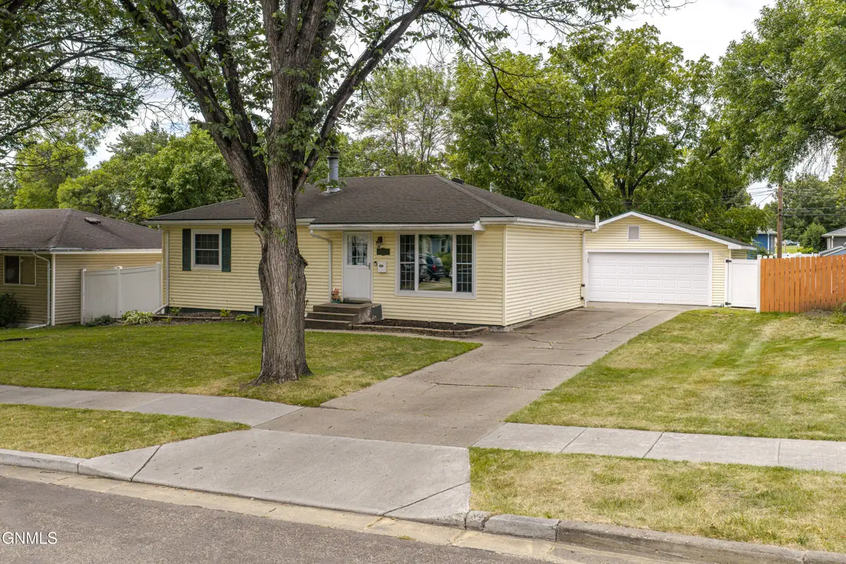 1952 Saint Benedict Drive, Bismarck, ND 58501 - #1