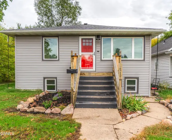 517 N 13th Street, Bismarck, ND 58501