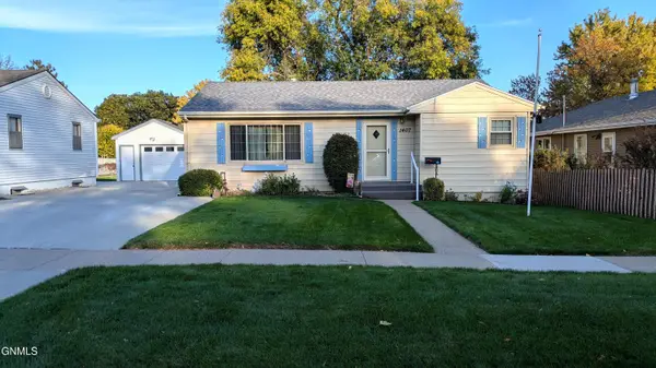 1407 15th Street N, Bismarck, ND 58501