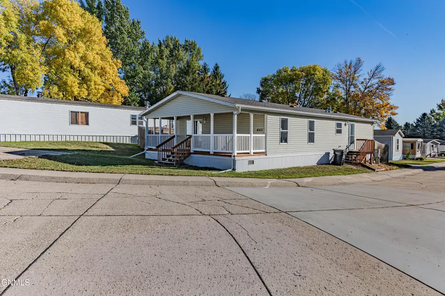 4317 Drake Drive, Bismarck, ND 58503 - #3