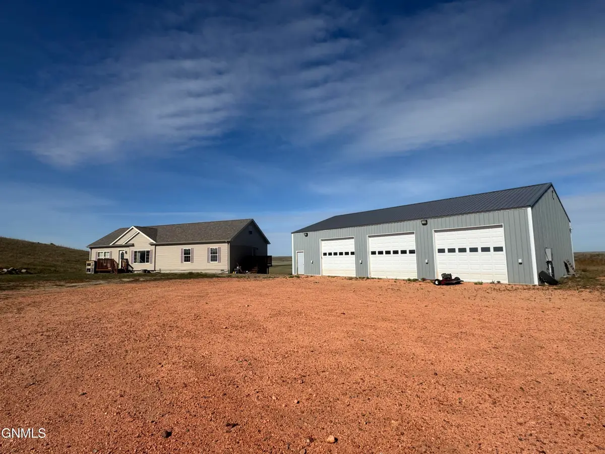 3749 124f Avenue Nw, Watford City, ND 58854 - #1