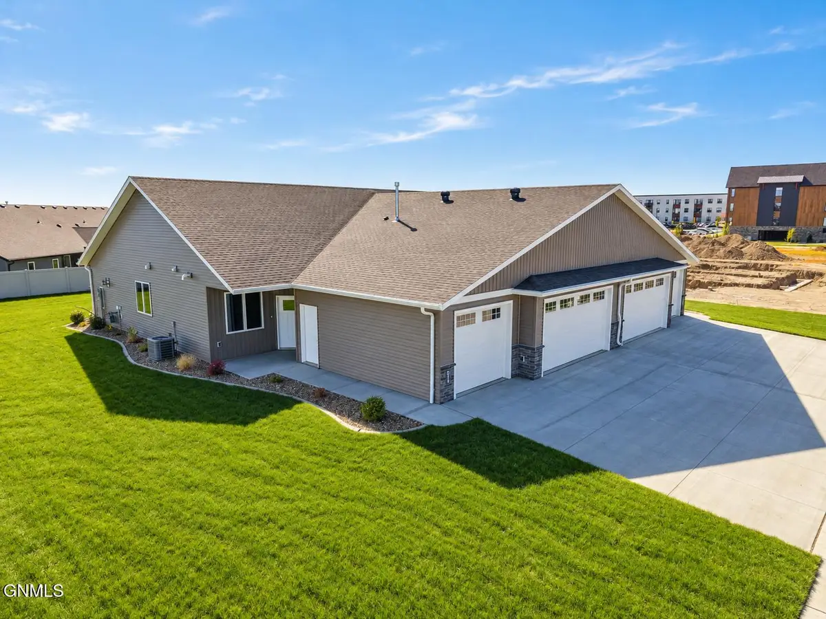 215 Kamrose Drive, Bismarck, ND 58504 - #1