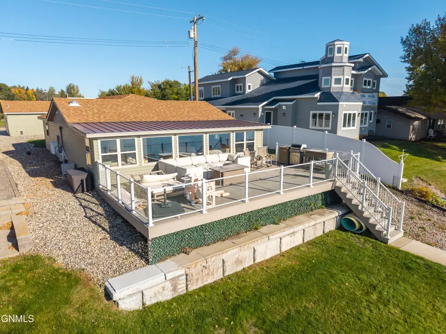 324 Lakeview Drive, Dawson, ND 58428 - #3