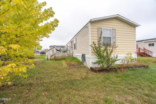 131 Bluejay Avenue, Lincoln, ND 58504