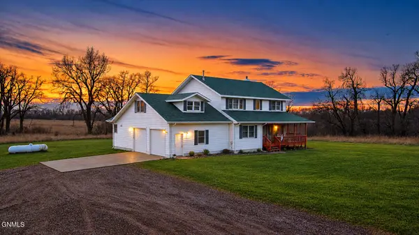 5400 158th St Se, Menoken, ND 58558