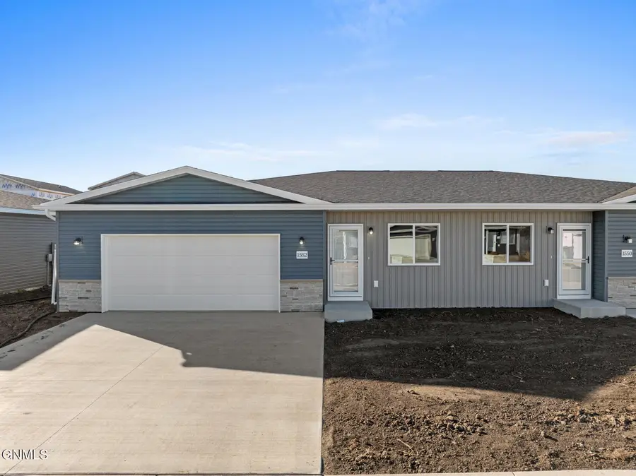 1552 47th Loop Se, Minot, ND 58701 - #2