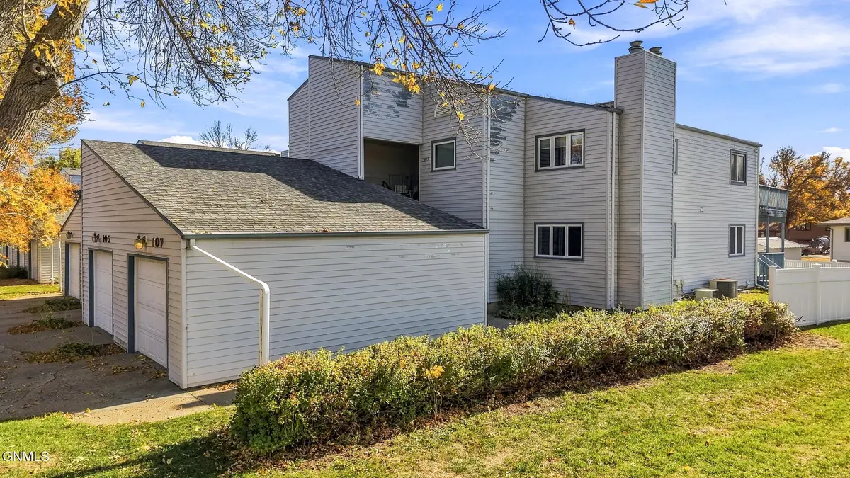 105 Boise Avenue, Bismarck, ND 58504 - #1