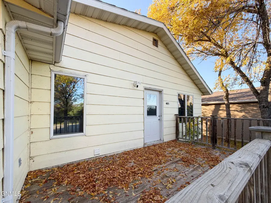 405 Robin Street, Columbus, ND 58727 - #2