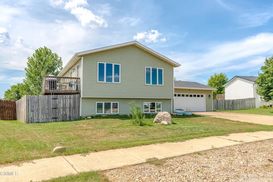 4409 Lewis Road Nw, Mandan, ND 58554 - #2