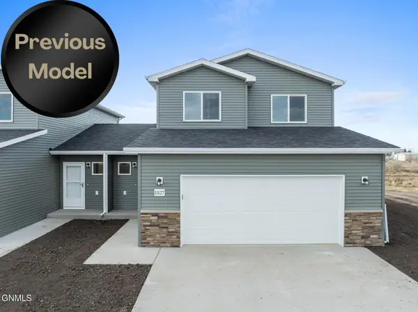 1560 47th Loop Se, Minot, ND 58701