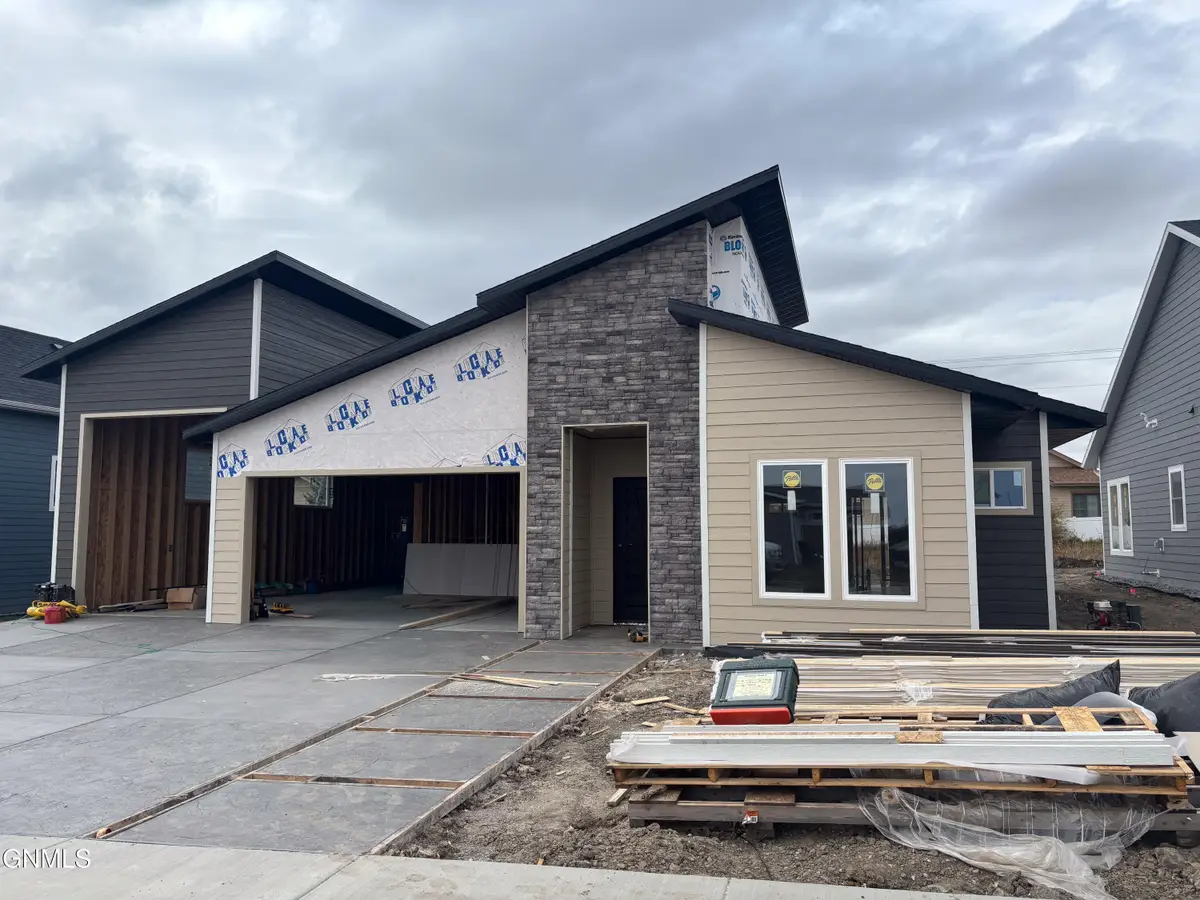 2317 25th Avenue W, Williston, ND 58801 - #1