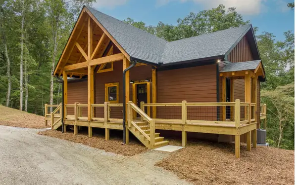 883 Joliet Drive, Ellijay, GA 30540