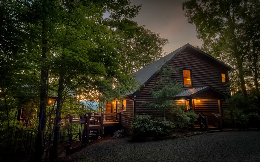 838 Overlook Road, Blue Ridge, GA 30513 - Image #3