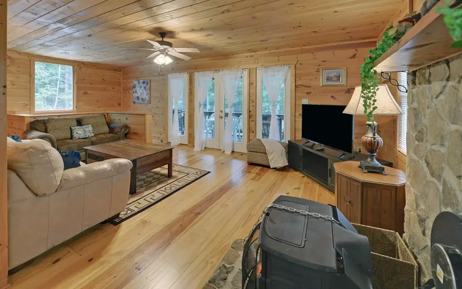 1055 Wolfpen Trail, Ellijay, GA 30536 - Image #2