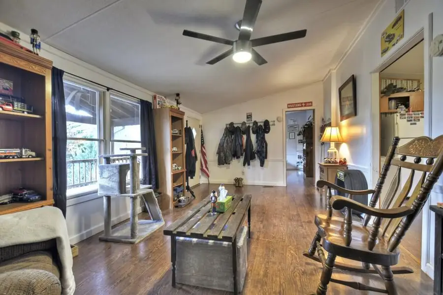 59 Christel & Nathan Ln, Blue Ridge, GA 30513 - #2