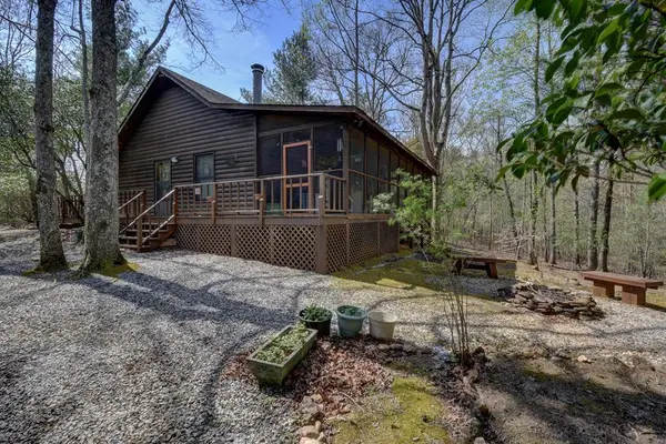 169 Wildhorse Cove Circle, Cleveland, GA 30528