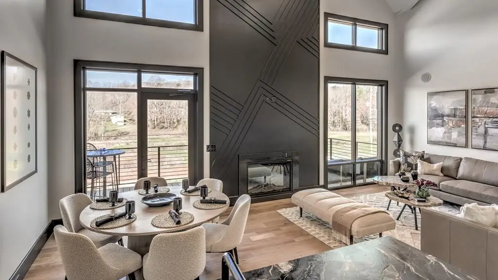 1281 #4 E Main Street, Blue Ridge, GA 30513 - Image #1