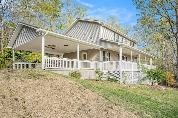 542 Sharp Top Circle, Blairsville, GA 30512
