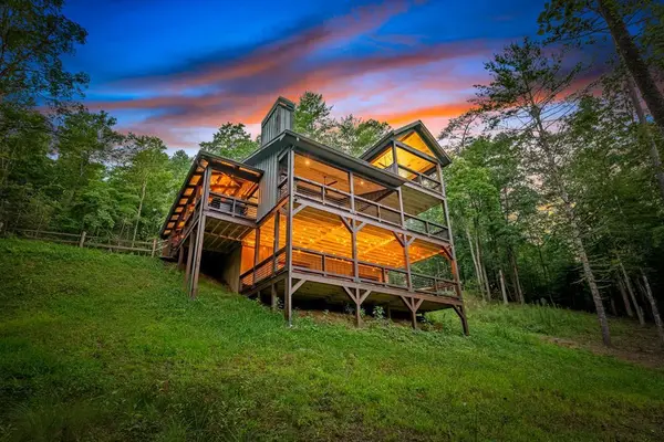 215 Twin Creeks, Blue Ridge, GA 30513