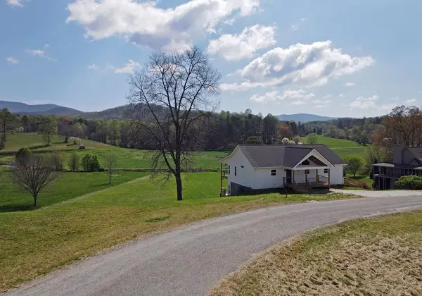 397 Everetts View, Blairsville, GA 30512