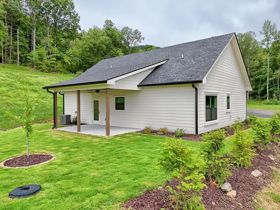 83 Mctyeire Drive, Young Harris, GA 30582 - #2