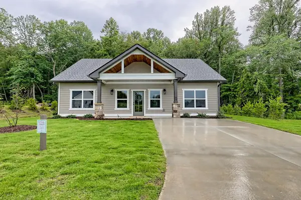 61 Mctyeire Drive, Young Harris, GA 30582