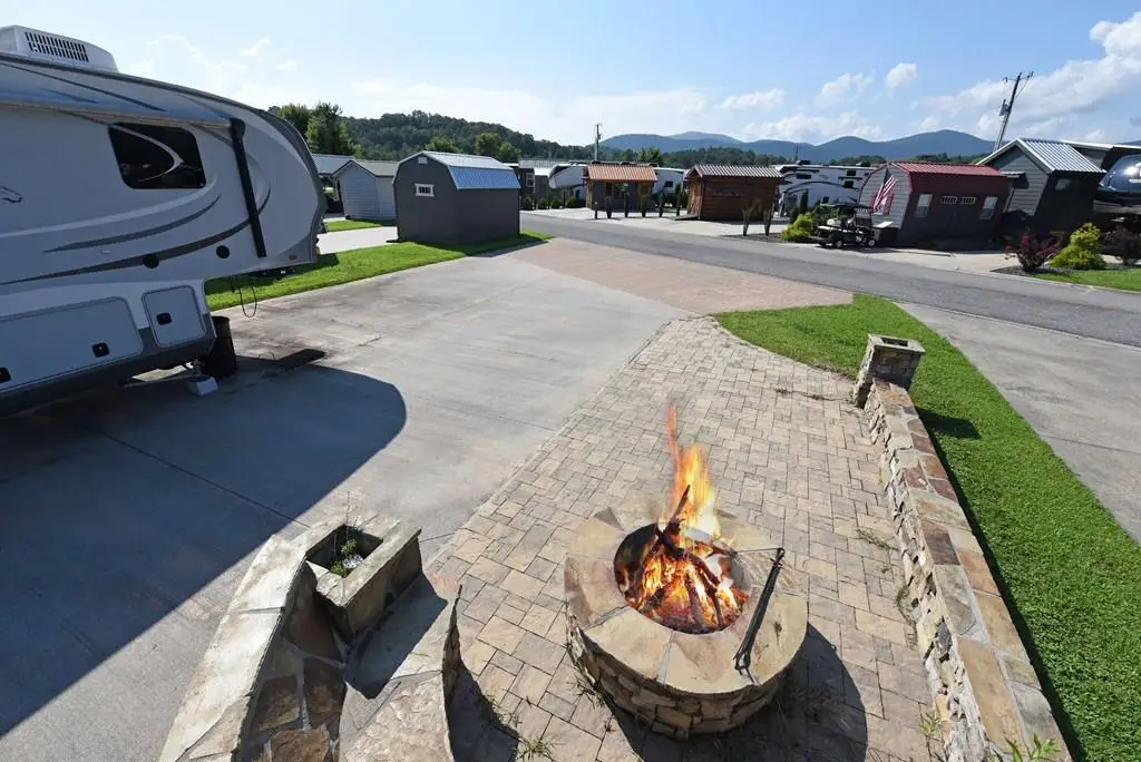 16 Circle Back Lane, Blairsville, GA 30512 - #1