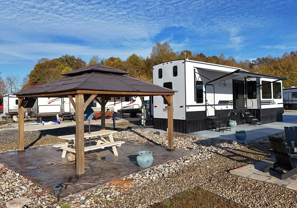 185 Mountain Meadows Drive, Morganton, GA 30560 - Image #1