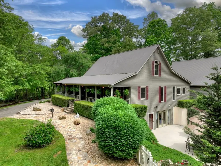 270 Stone Lane, Blue Ridge, GA 30513 - Image #2