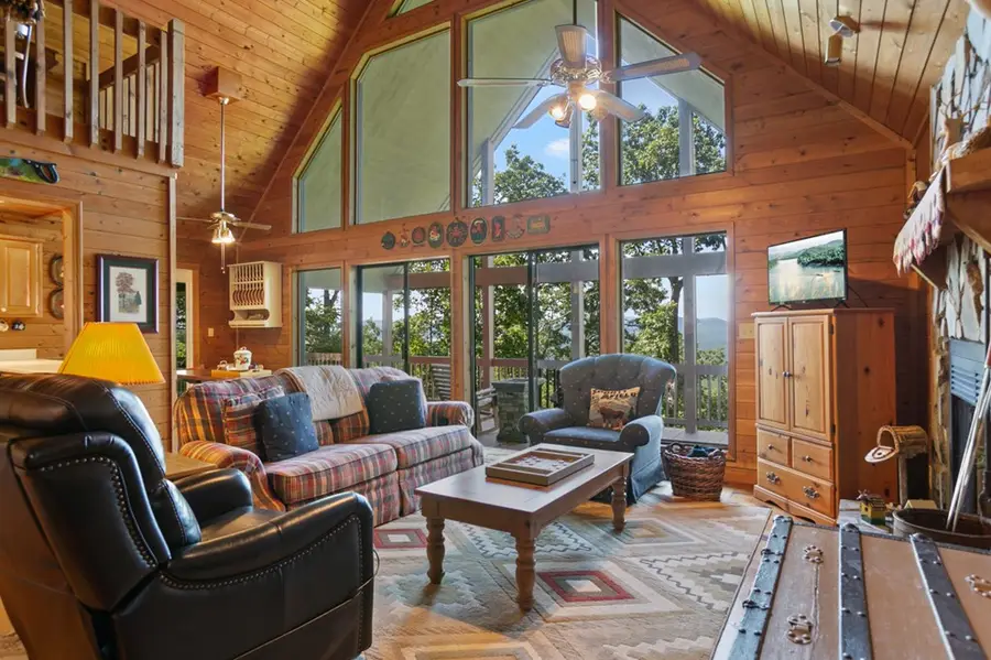 333 Walnut Rdg, Ellijay, GA 30536 - Image #3