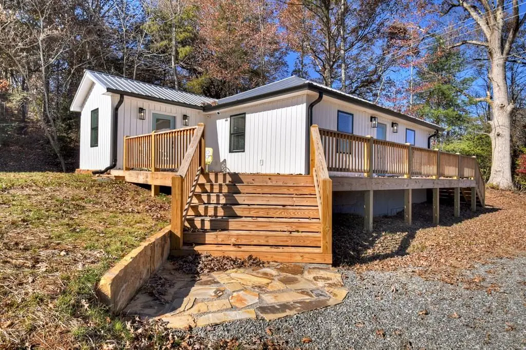 1144 Blue Ridge Drive, McCaysville, GA 30555 - Image #1