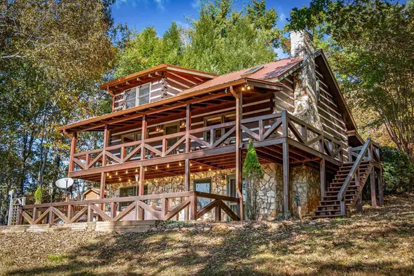 212 Dogpatch Lane, Blue Ridge, GA 30513