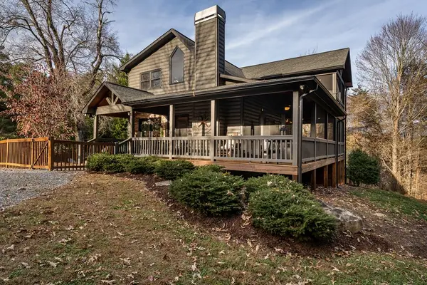 19 Chestnut Hills Road, Blue Ridge, GA 30513