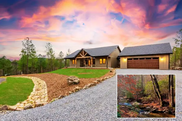 2468 Twisted Oak Road, Talking Rock, GA 30175