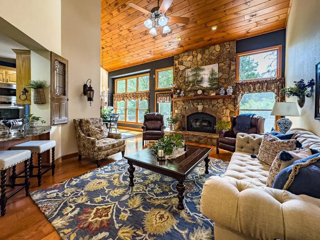 59 Cabin Run Lane, Murphy, NC 28906 - Image #1
