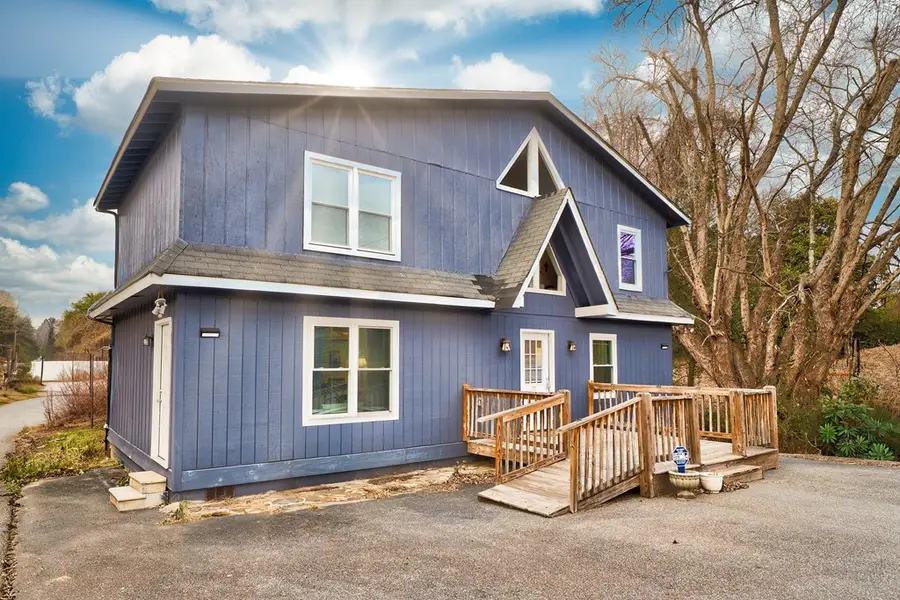 28 Weaver Street, McCaysville, GA 30555 - #2