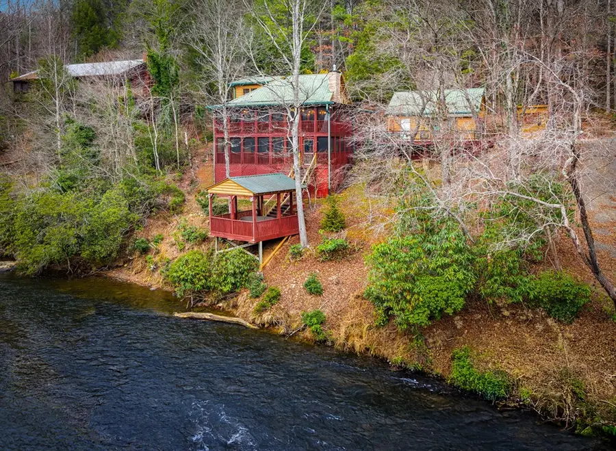 120 North Riverview Ln, Ellijay, GA 30536 - Image #3