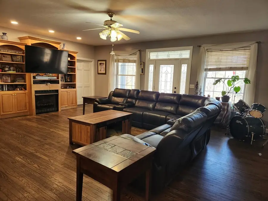 105 Liberty Road, Murphy, NC 28906 - Image #2